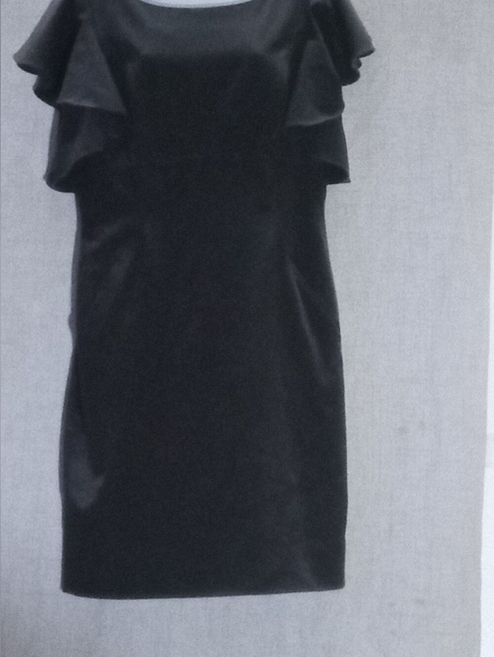 Calvin Klein Black Ruffled Sleeve Knee Length Dress Sz 12.